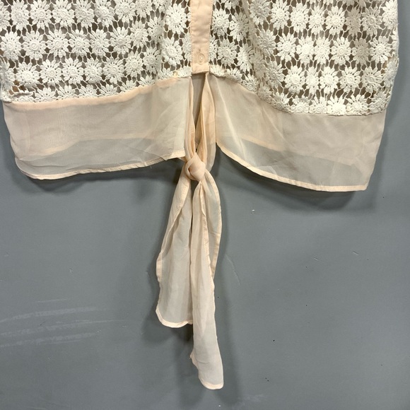 Beautiful peach crochet Top-New✨No Bargain❗️ - Picture 6 of 7